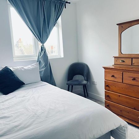Cricklewood Boutique Stay ลอนดอน ภายนอก รูปภาพ